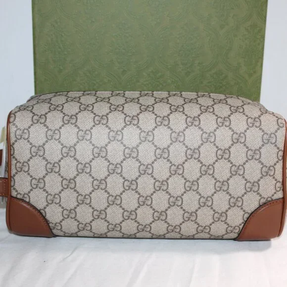 NEW Gucci Beauty Cosmetic Toiletry Bag GG Supreme Vanity Case Zip Top 821163